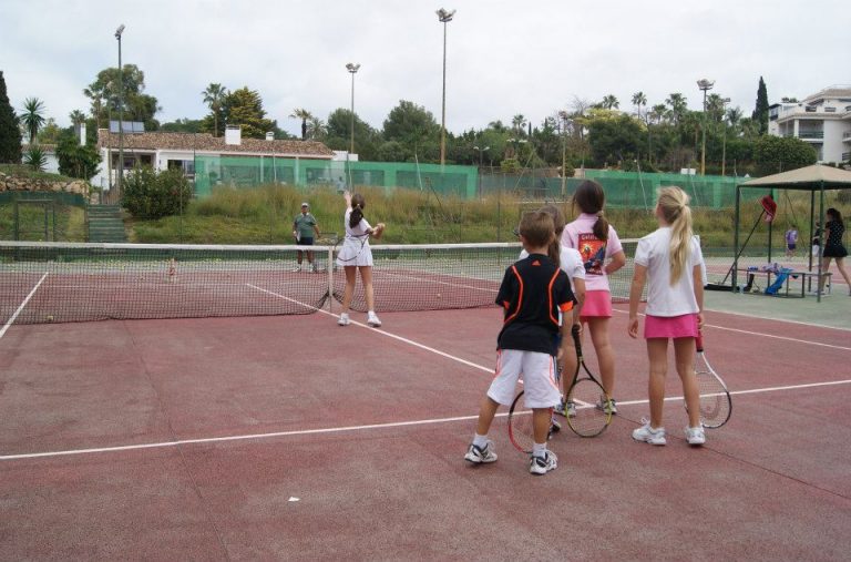 clases infantiles tenis